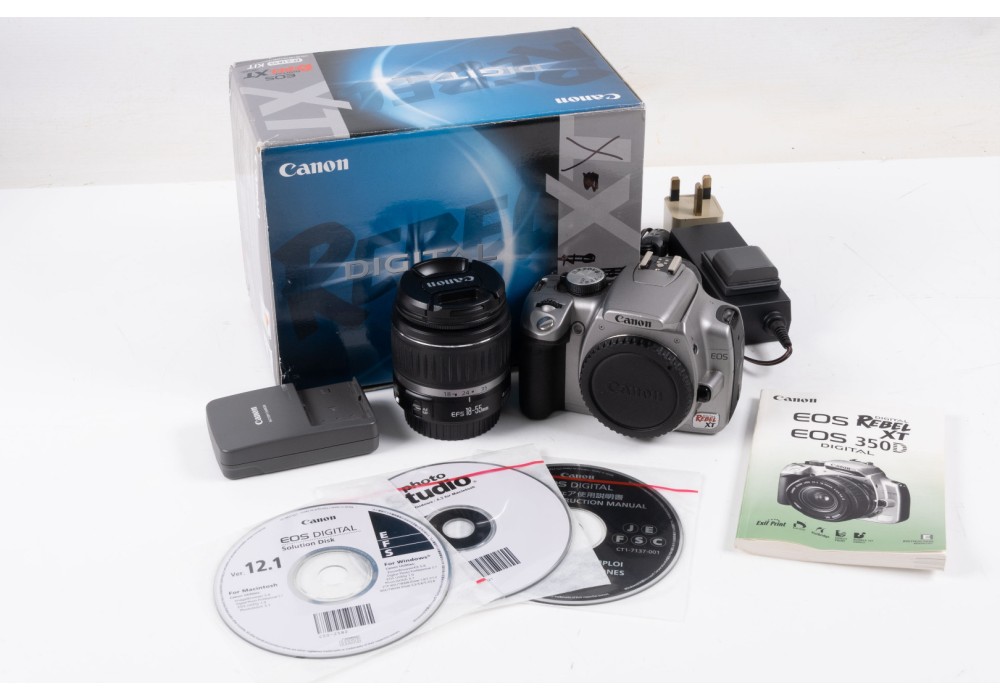 Canon EOS 350D XT DSLR Digital Camera 18-55mm zoom Bundle 