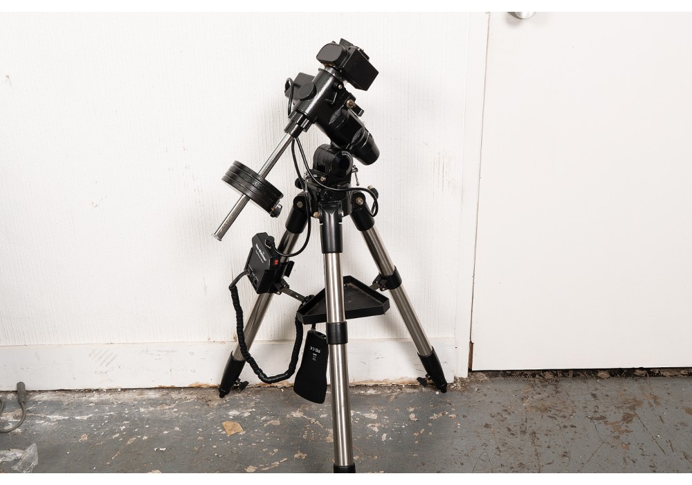 Skywatcher EQ3 Pro Mount & Tripod with Synscan Goto Controller