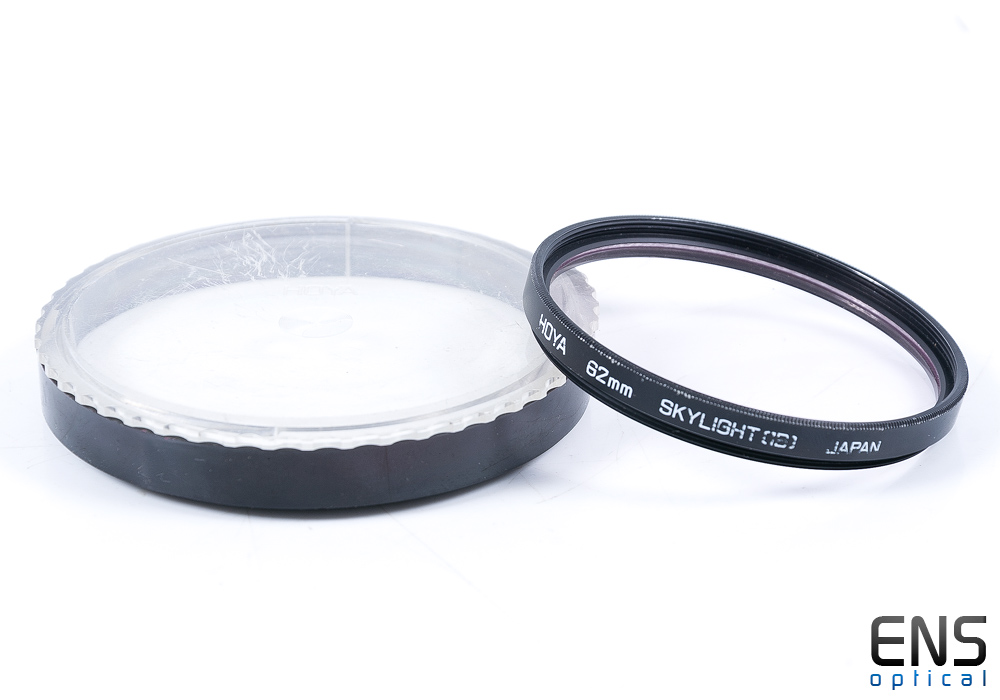 Hoya 62mm Skylight 1B Filter case