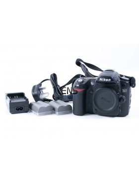 Nikon D80 DSLR Camera with two batteries